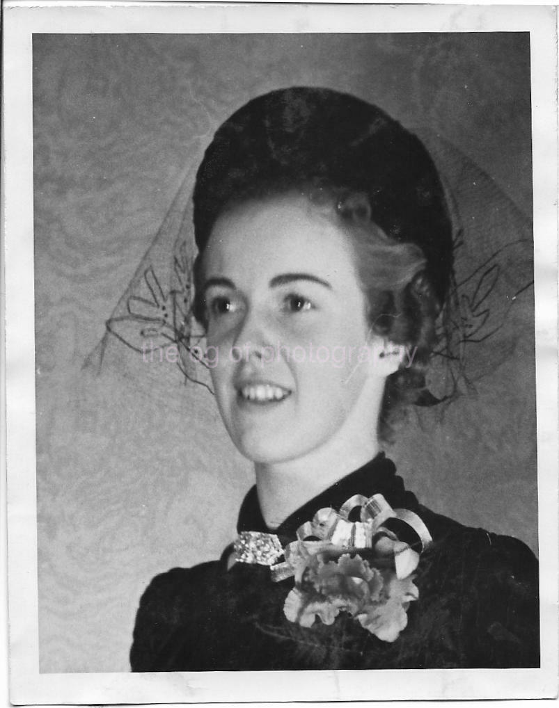 1940's 50's WOMAN Found Photo Poster painting bwOriginal Portrait VINTAGE 010 4 L