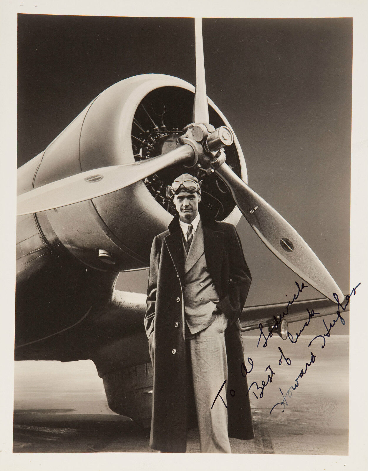 HOWARD HUGHES Signed Photo Poster paintinggraph - Tycoon / Aviator / Inventor / Engineer reprint