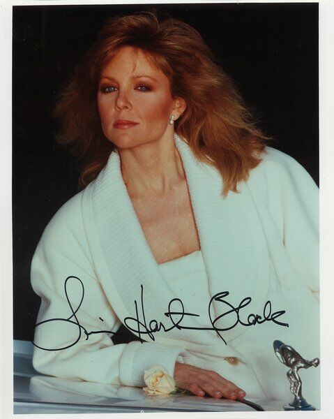 Lisa Hartman Black 1956- genuine autograph Photo Poster painting 8x10