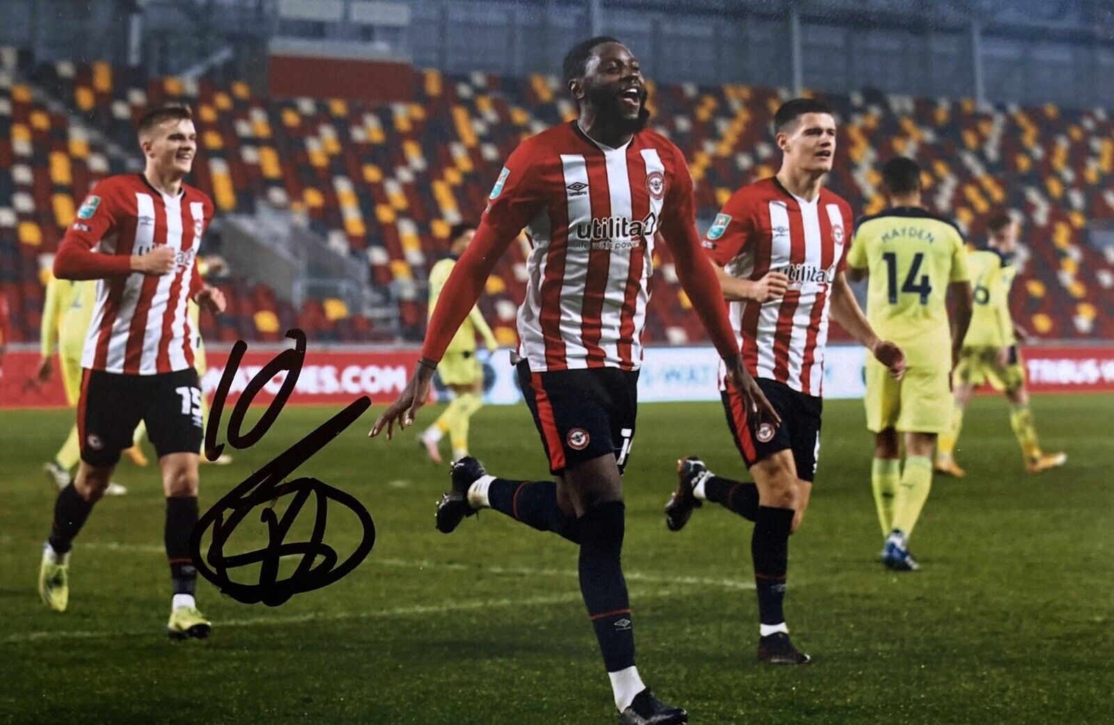 Josh Dasilva Genuine Hand Signed Brentford 6X4 Photo Poster painting 2