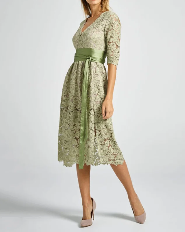 Women's Solid Color Embroidery Dress