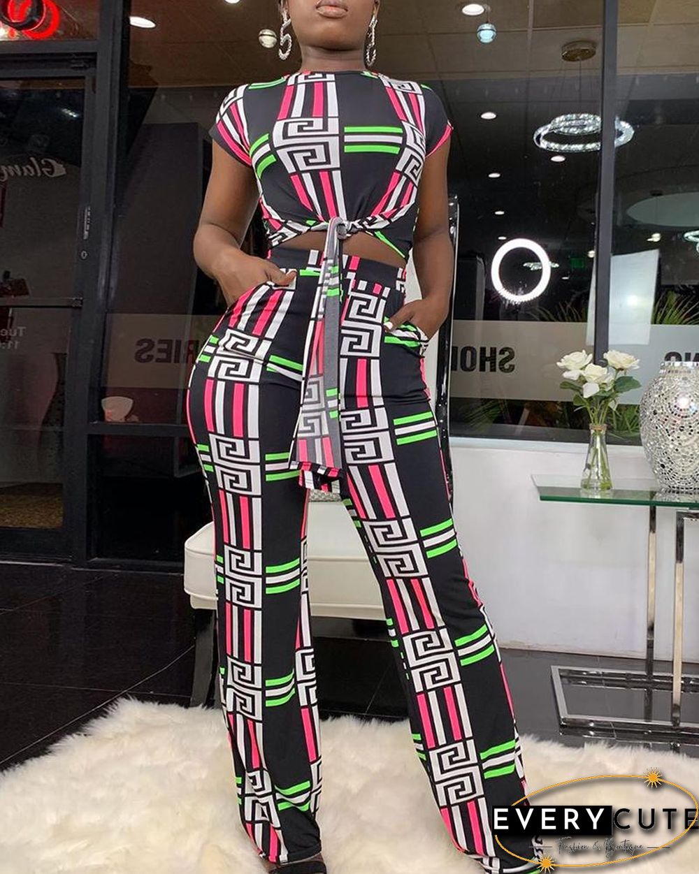 Graphic Print Tie Detail Crop Top & Pockets Pants Set