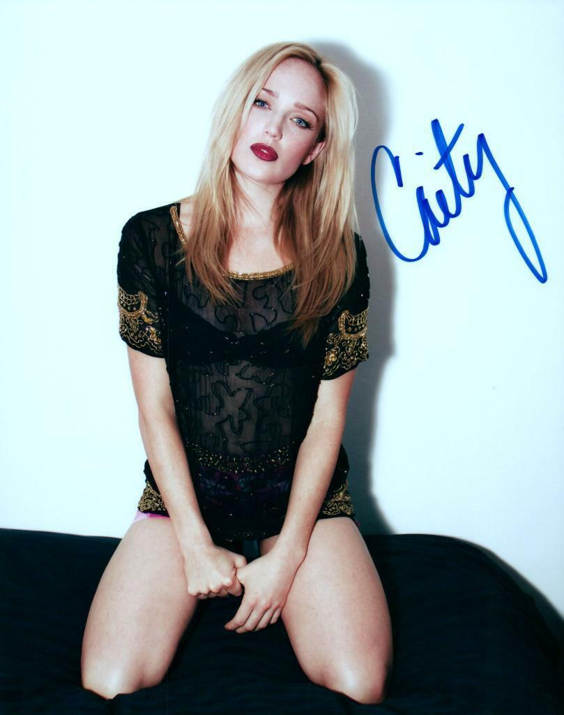 Caity Lotz autographed 8x10 Picture signed Photo Poster painting and COA