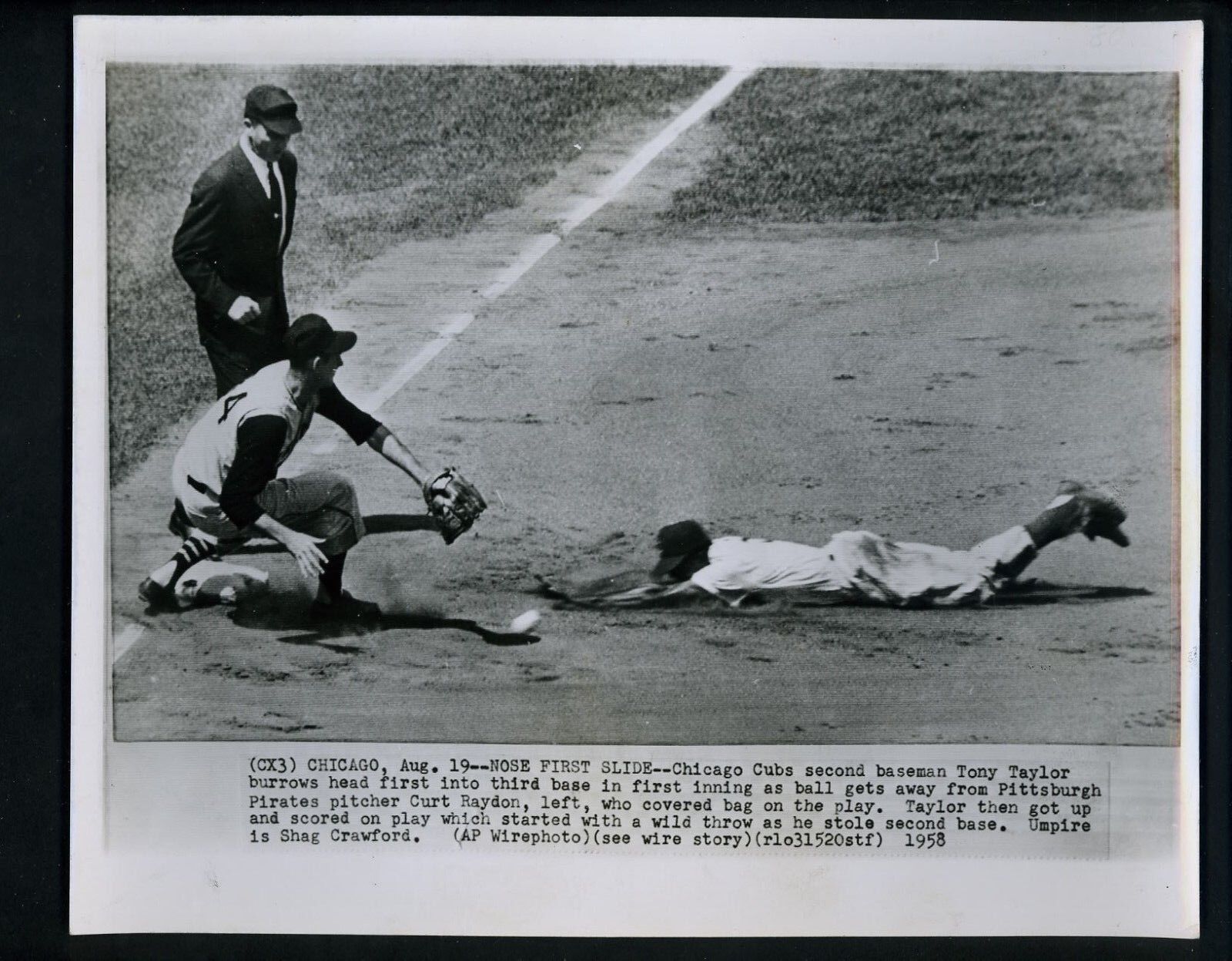 Tony Taylor Curt Raydon Shag Crawford 1958 Press Photo Poster painting Chicago Cubs Pirates