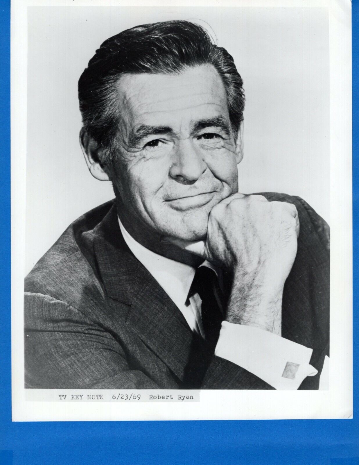 ROBERT RYAN Actor Vintage 8x10 Promo Press News Photo Poster painting 1969