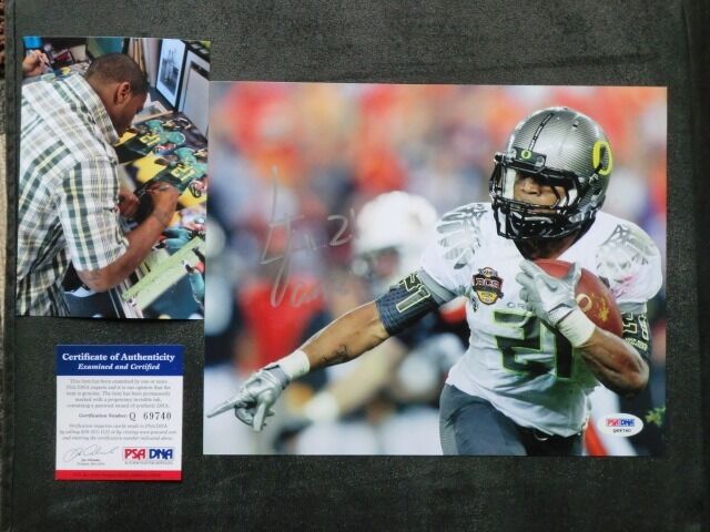 LaMichael James signed Oregon Ducks 8x10 Photo Poster painting PSA/DNA cert PROOF!!