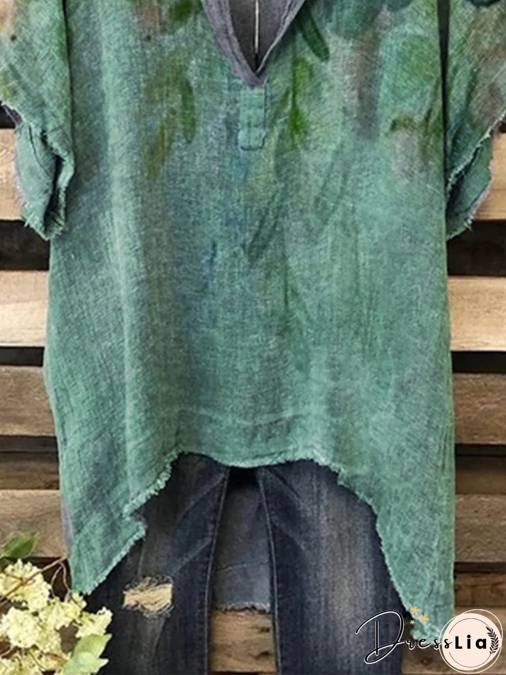 Vintage Leaves Floral Printed Plus Size Short Sleeves V Neck Casual Tops