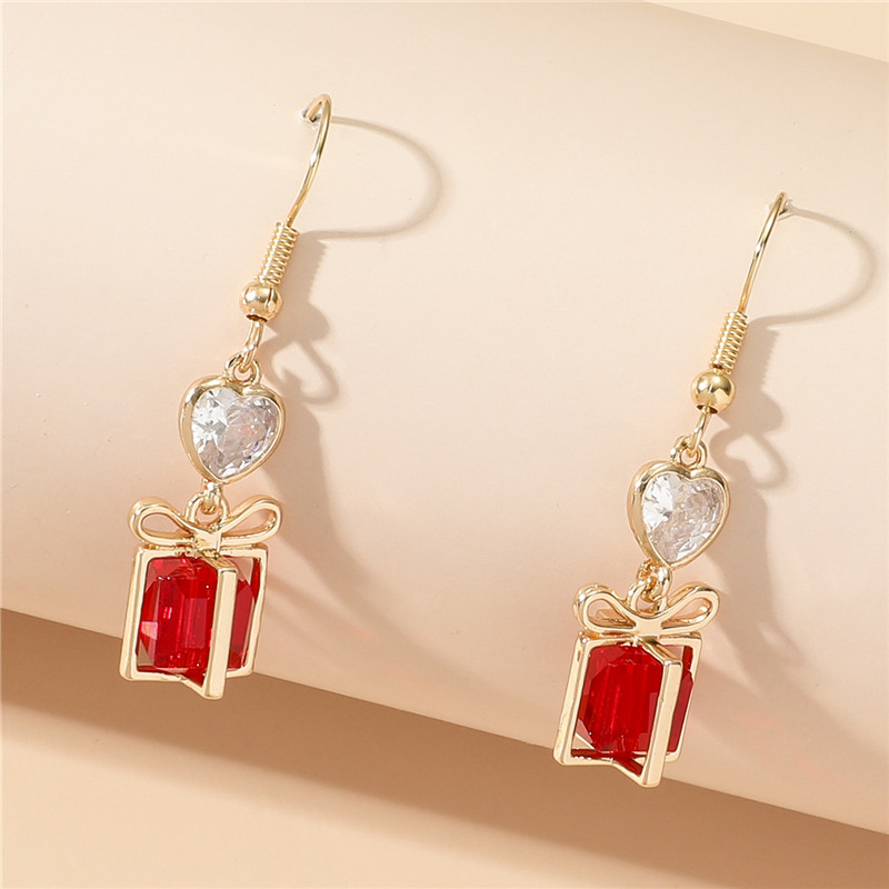 Christmas Red Gift Box Heart-Shaped Crystal Earrings 2024 - Flycurvy 