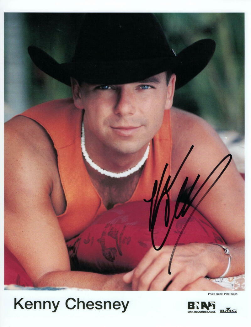 KENNY CHESNEY SIGNED AUTOGRAPH 8X10 Photo Poster painting - COUNTRY MUSIC SUPERSTAR I WILL STAND