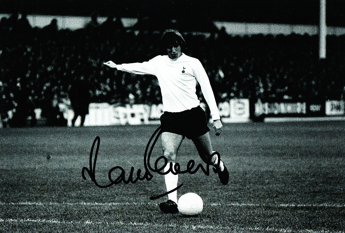 Tottenham Hotspur F.C Martin Peters Hand Signed Photo Poster painting 12x8 2.