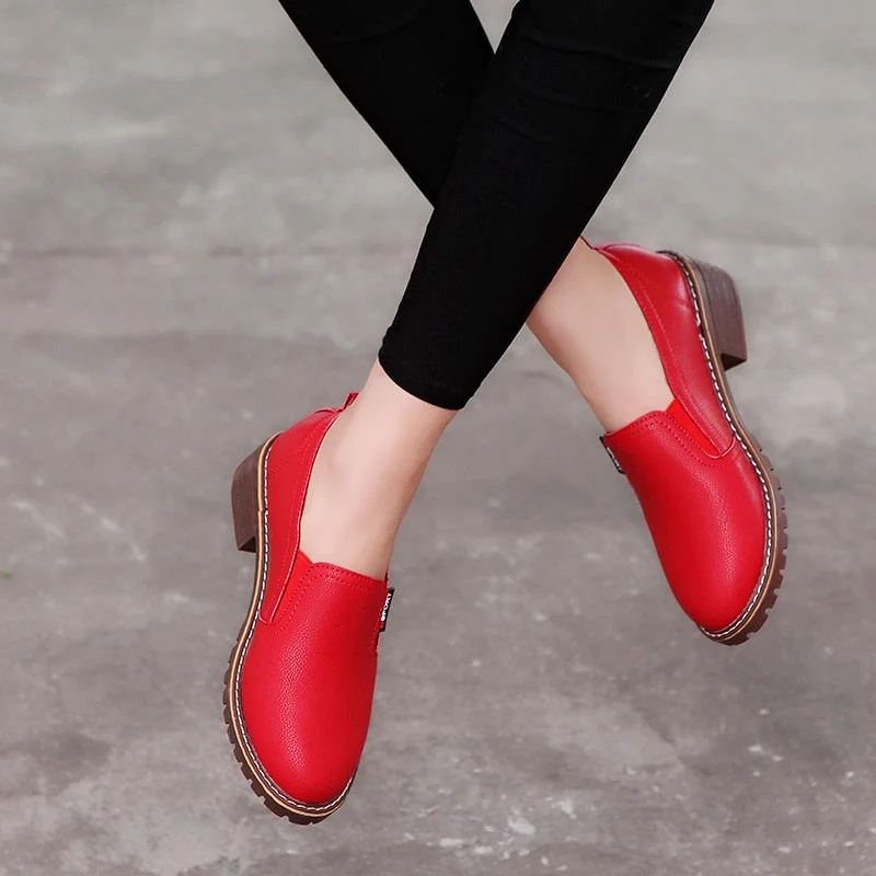 Women Flat Shoes Round Toe Lace-Up Oxford Shoes Woman Soft Leather Brogue Women Shoes B908