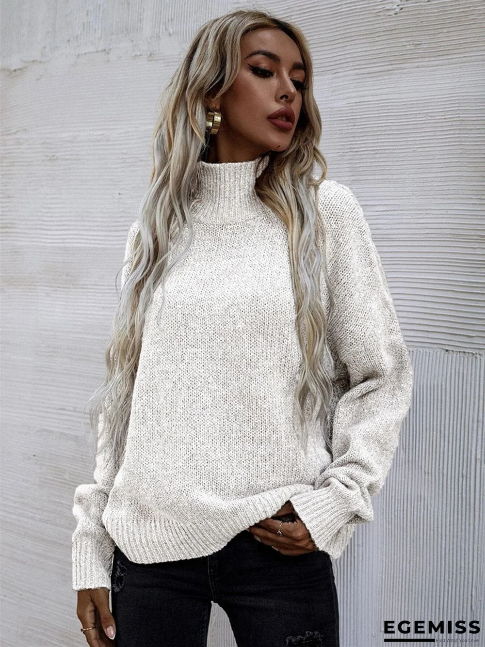 Loose-fitting Knit Turtleneck Solid Color Sweater | EGEMISS