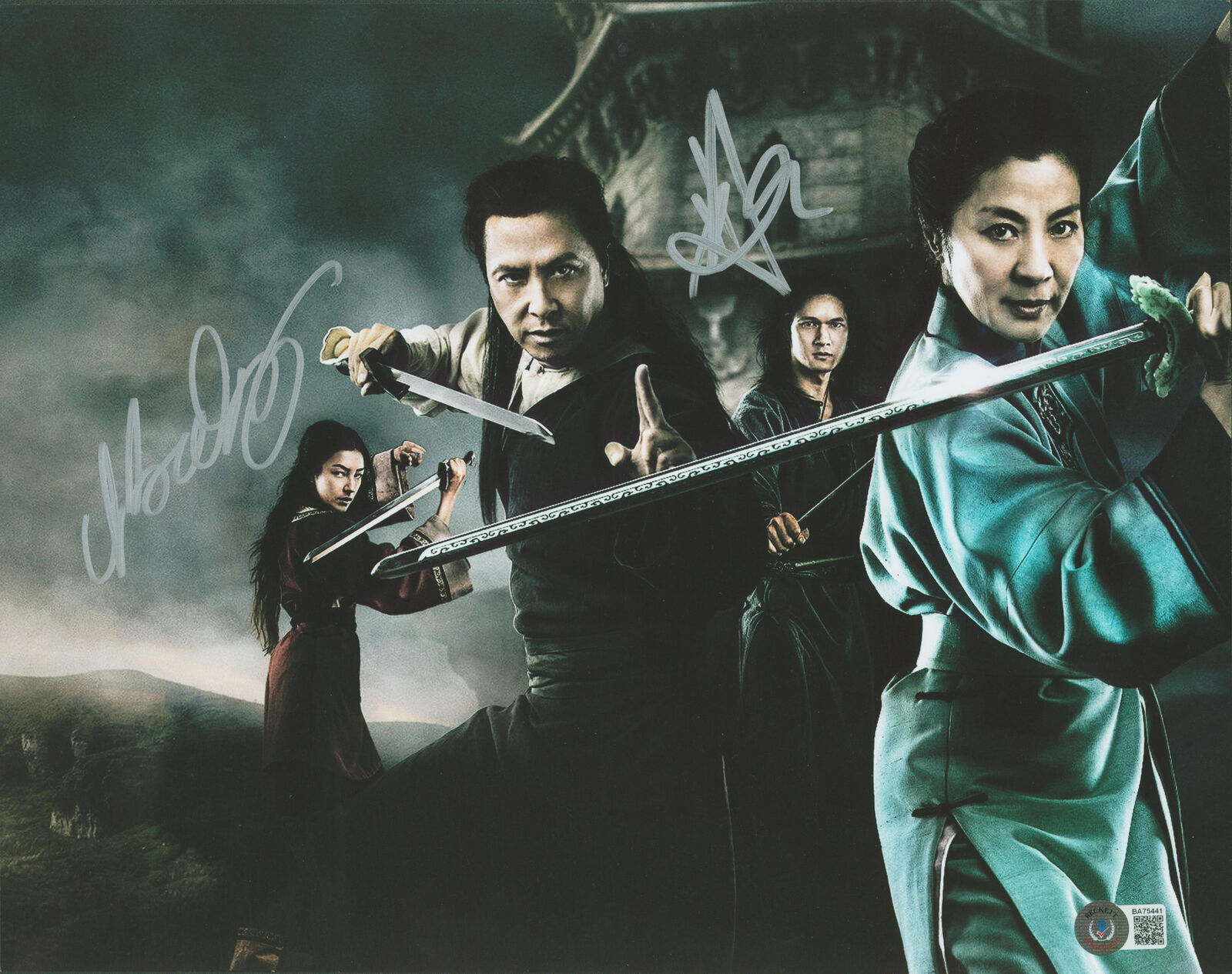 Natasha Liu Bordizzo Crouching Tiger, Hidden Dragon Signed 8x10 Photo Poster painting BAS