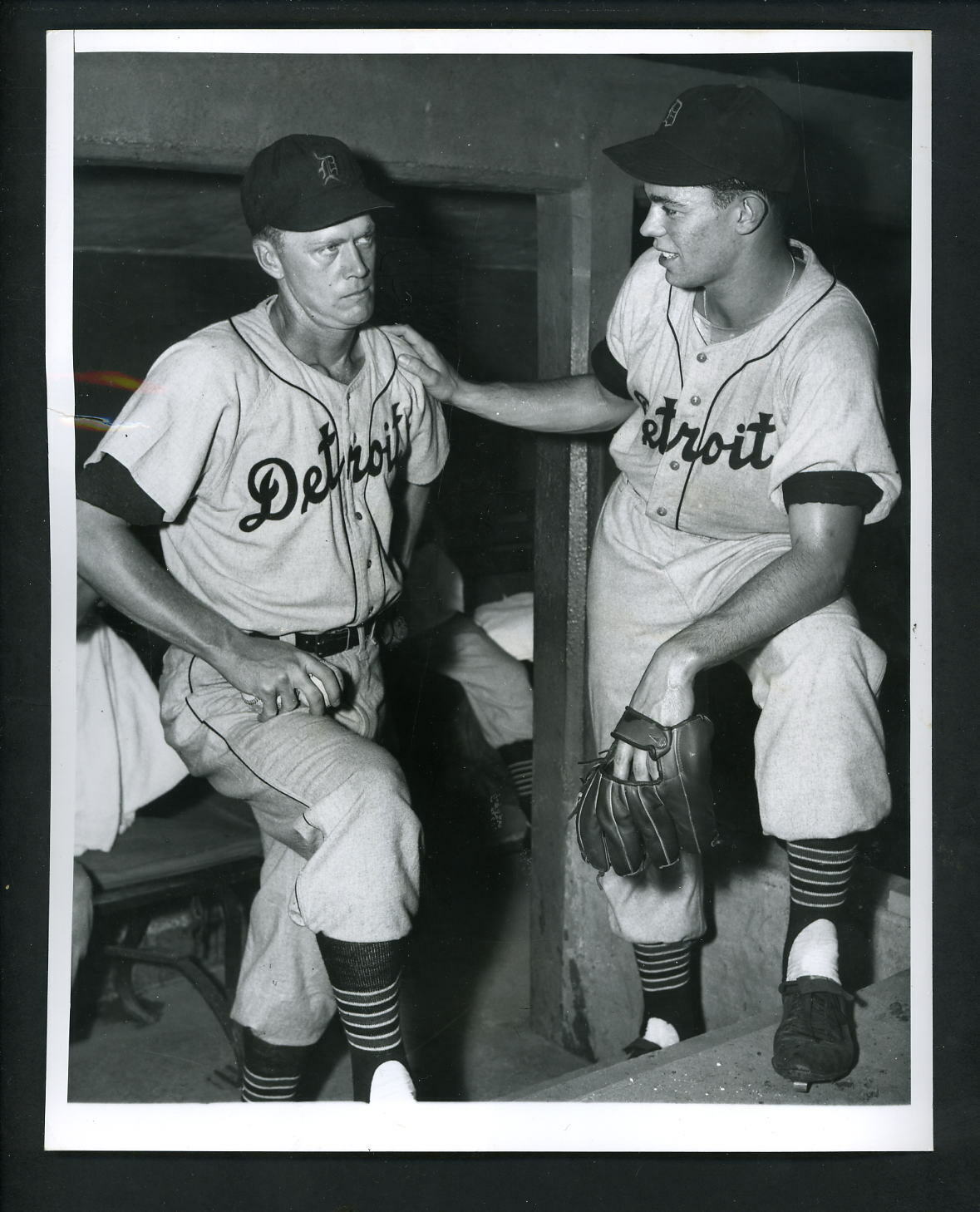 Hoot Evers & Art Houtteman Detroit Tigers 1950 Press Photo Poster painting Detroit Tigers