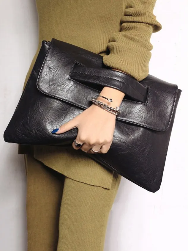 Large Capacity Commuting Magnetic Clutch Bag with Crossbody Strap
