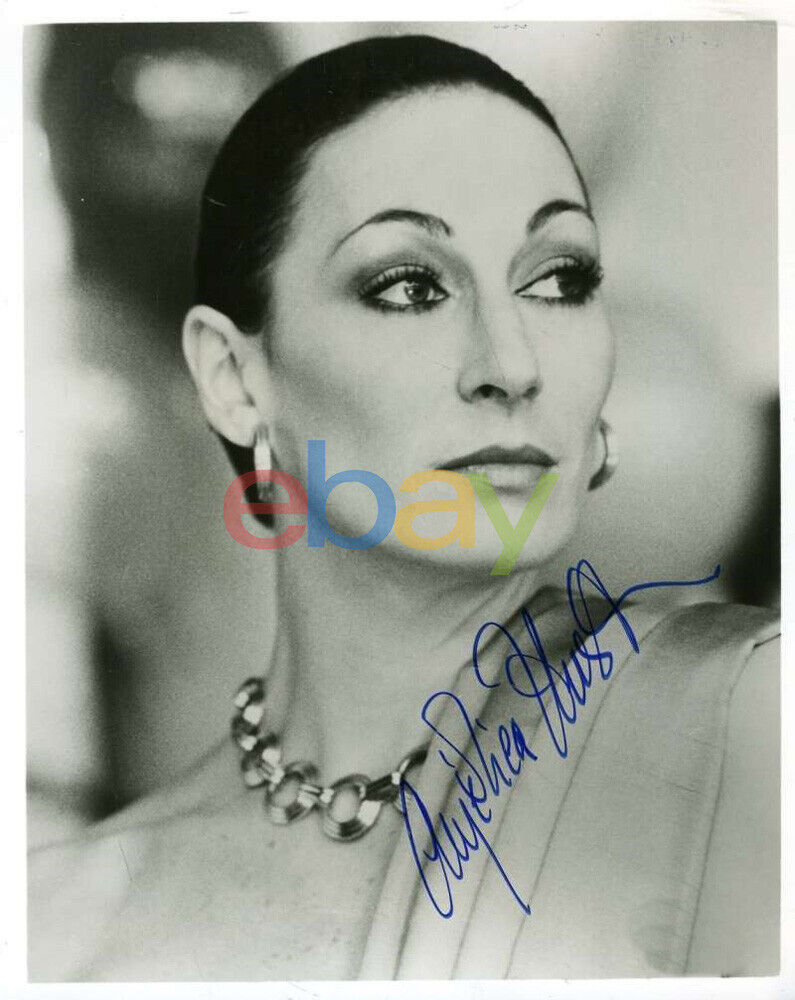 ANGELICA HUSTON Signed 8 x10 Photo Poster painting Autograph reprint