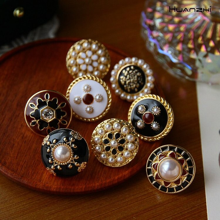 YOY-New S925 Vintage Pearl Metal Button Stud Earrings