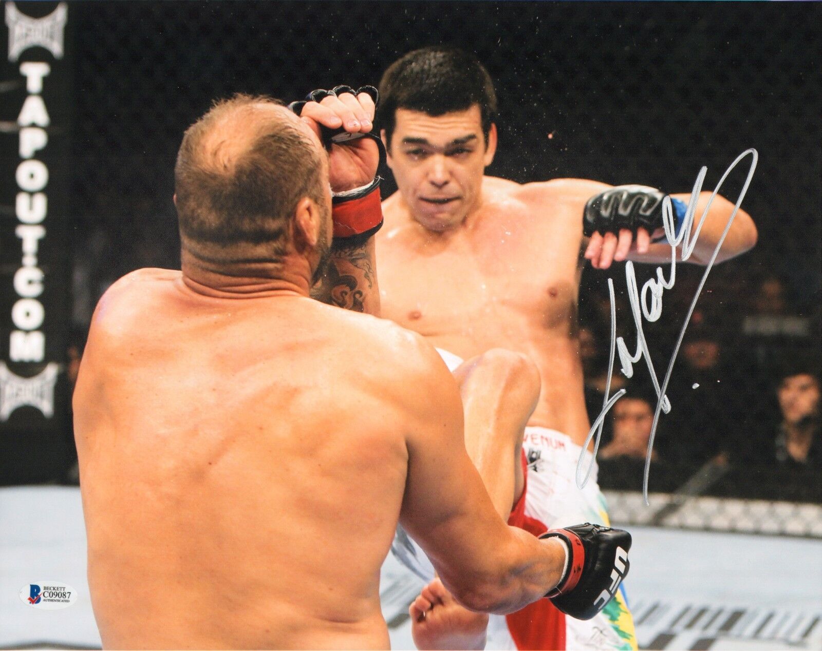 Lyoto Machida Signed 11x14 Photo Poster painting BAS Beckett COA UFC 129 Kick Picture Autograph