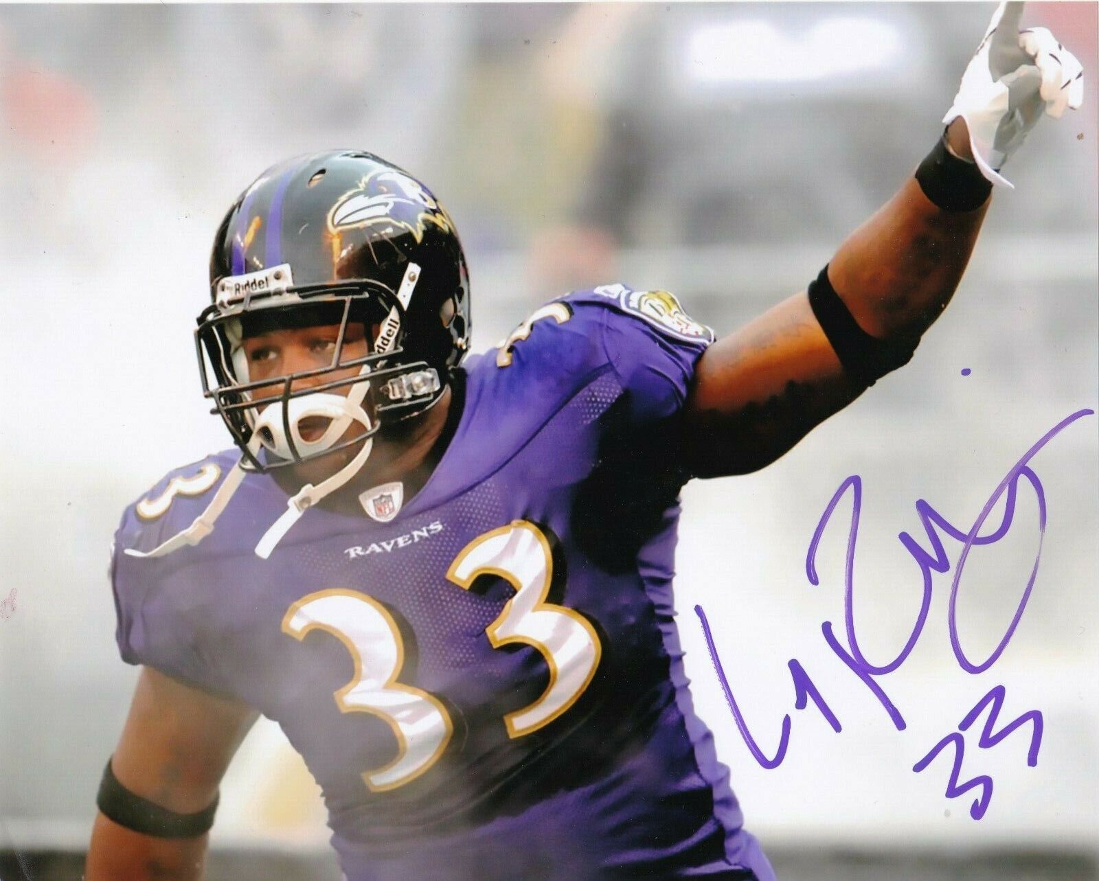 LE'RON MCCLAIN BALTIMORE RAVENS ACTION SIGNED 8X10