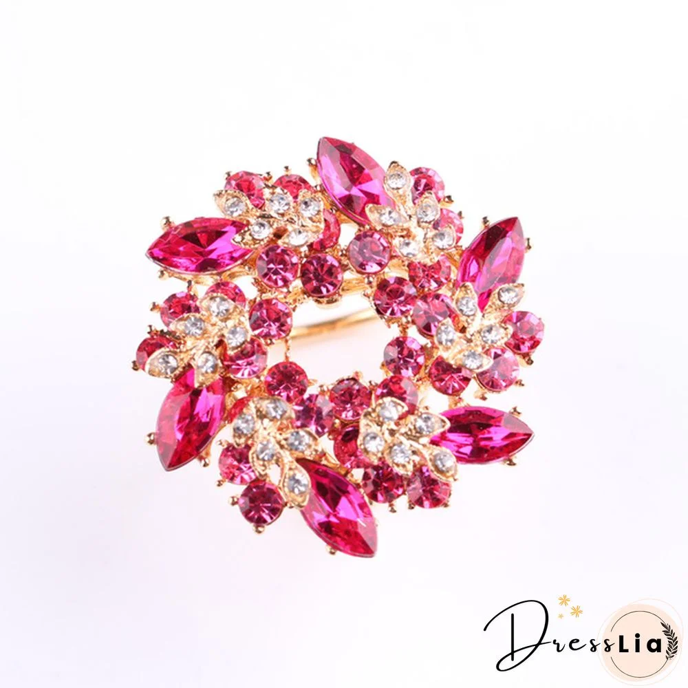 1 Pc Korean Fashion Copper Hollow Wreath Three-ring Silk Scarf Buckle Pearl Shawl Buckle Alloy High-grade Brooch