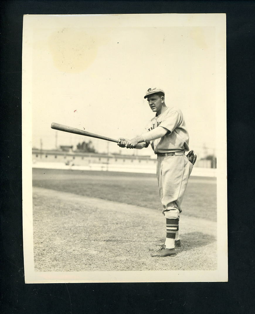 Samuel Byrd circa 1935 Type 1 Original Press Photo Poster painting Cincinnati Reds