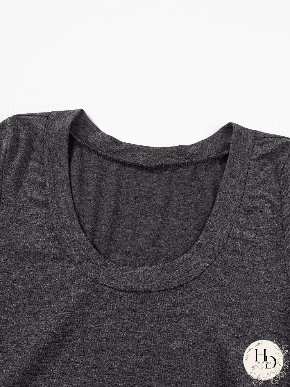 Leopard Print Maxi Dress with Fitted Bodice and Long Sleeves