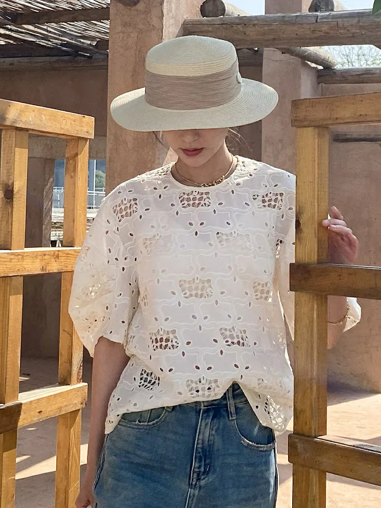 Uveng Uveng New Korean Fashion Women's Top Embroidered French Shirt Femininity Femininity Style Shenzhen South Oil Women's Clothing