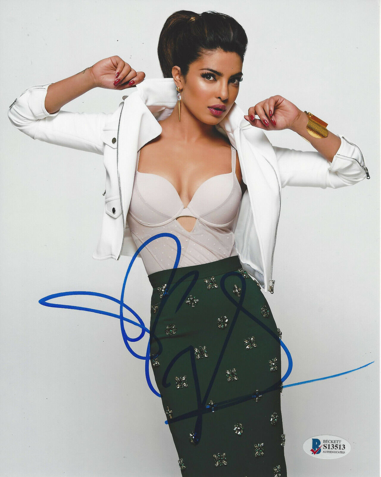 PRIYANKA CHOPRA JONAS SEXY ACTRESS SIGNED 8x10 Photo Poster painting 8 PROOF BECKETT COA BAS