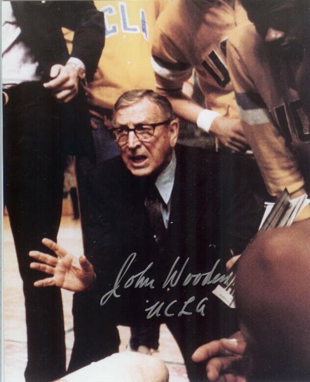 John Wooden Autographed Signed 8x10 Photo Poster painting ( HOF UCLA Bruins ) REPRINT