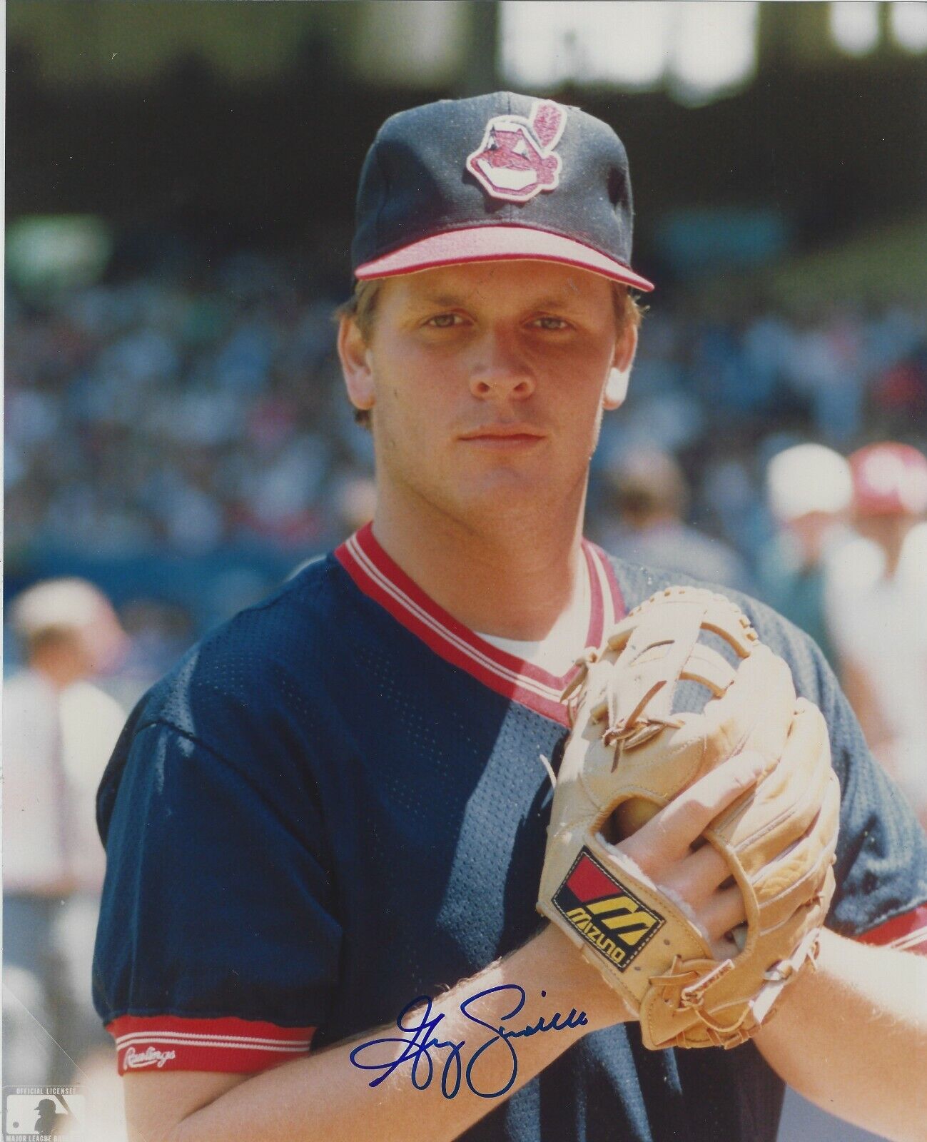 Autographed GREG SWINDELL Cleveland Indians 8x10 Photo Poster painting w/ COA