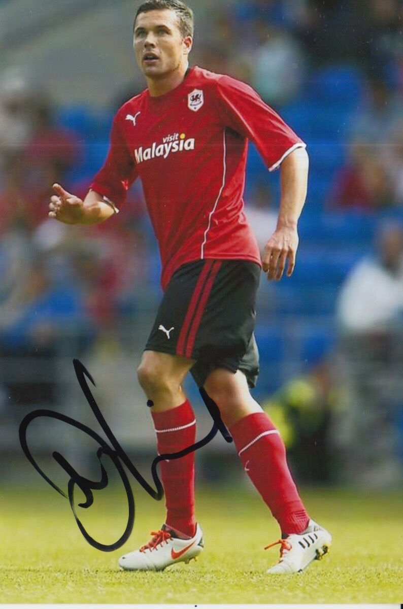 CARDIFF CITY HAND SIGNED DON COWIE 6X4 Photo Poster painting.