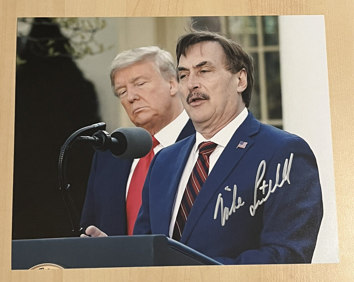 MIKE LINDELL HAND SIGNED 8x10 Photo Poster painting AUTOGRAPHED MY PILLOW CEO TRUMP COA