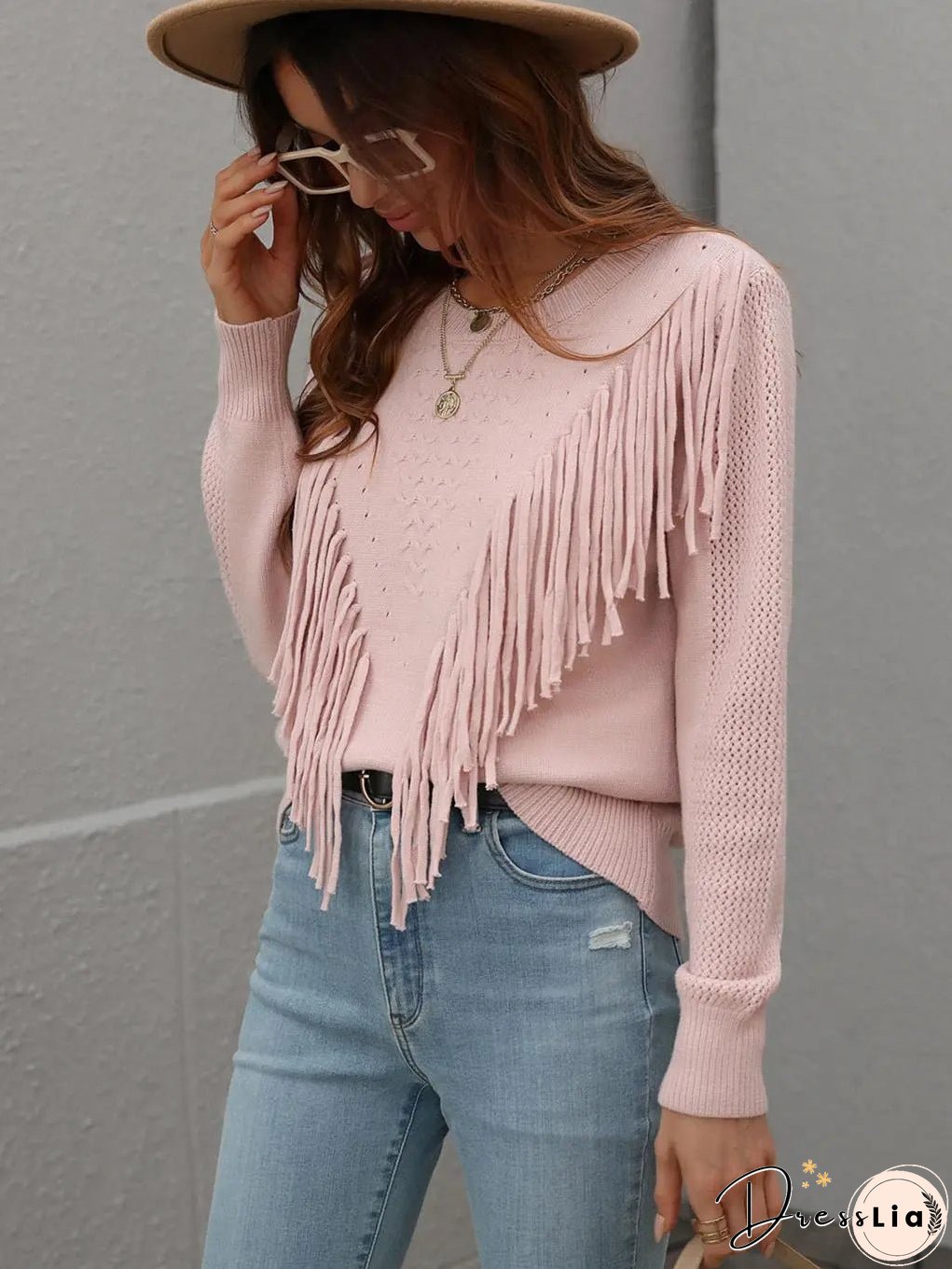 Effortless and Trendy Pullover