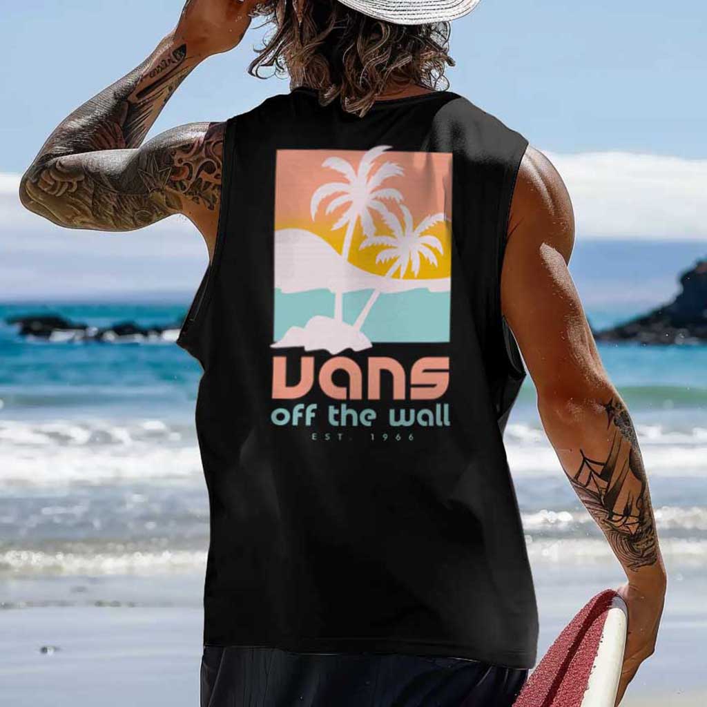 Men's Vintage Surfing Palm Tree Graphic Print Round Neck Sleeveless Muscle Tank Top / TECHWEAR CLUB / Techwear