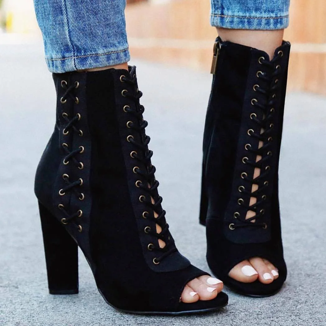 Black Gothic Laced High Heels Boots SP14149