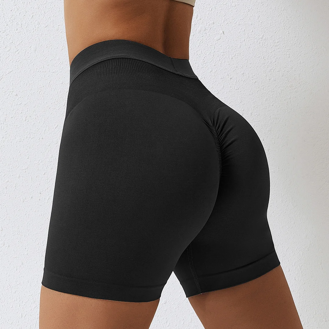 Solid color seamless high-waisted sports shorts