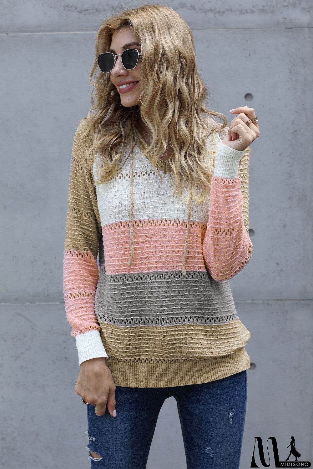 MidiSono - Classic Beach Bonfire Knitted Hoodie