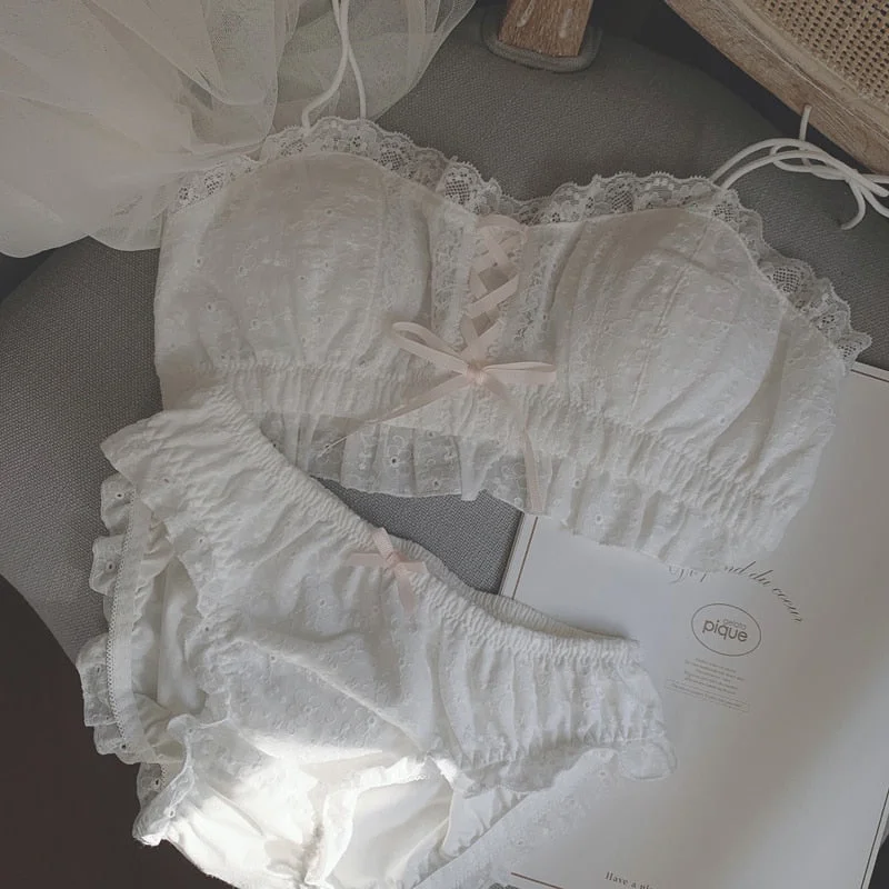 Wriufred Palace Retro Romantic Front-Breasted Vest Bra Set Mermaid Lace Suspender Underwear Female Cotton Lingerie with Panties