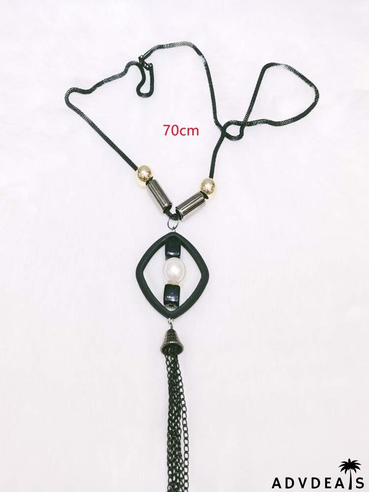 Geometric & Chain Tassel Charm Necklace