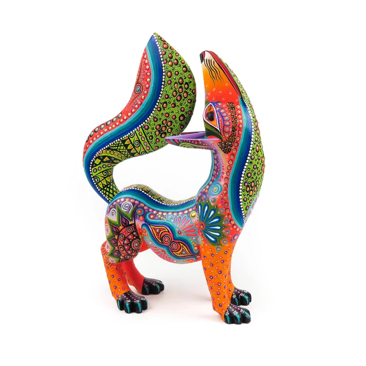 Beautiful Howling Coyote - Oaxacan Alebrije Wood Carving Sculpture