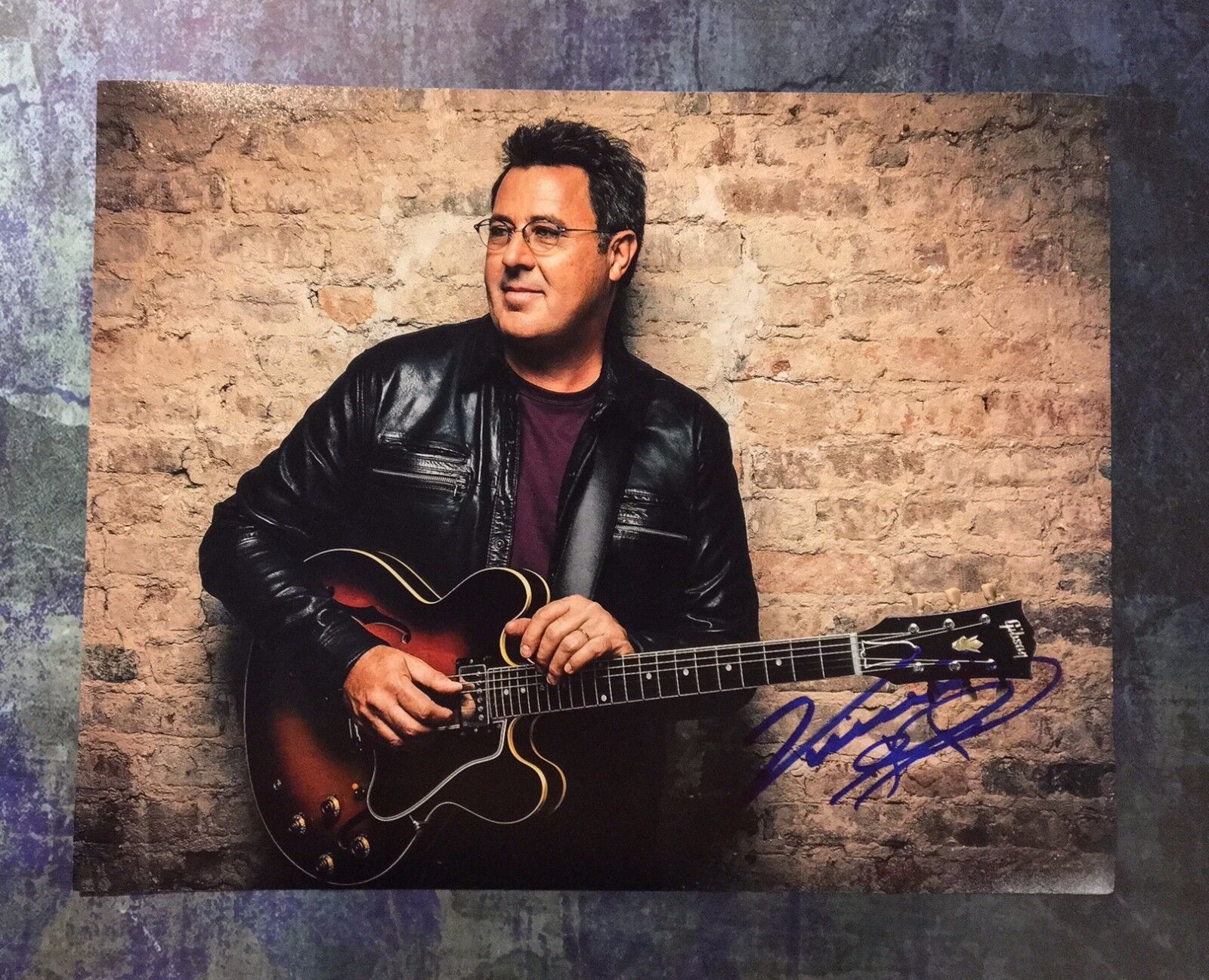 GFA Country Blues Legend * VINCE GILL * Signed 11x14 Photo Poster painting PROOF V2 COA