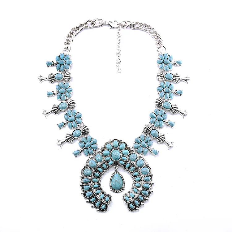 VChics Boho Turquoise Flower Pendant Alloy Necklace