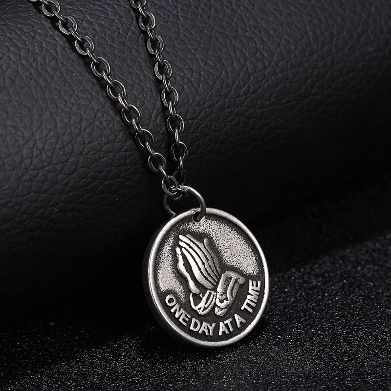 Hip-Hop Retro Solid Color 304 Stainless Steel Chain 18K Gold Plated Men's Pendant Necklace