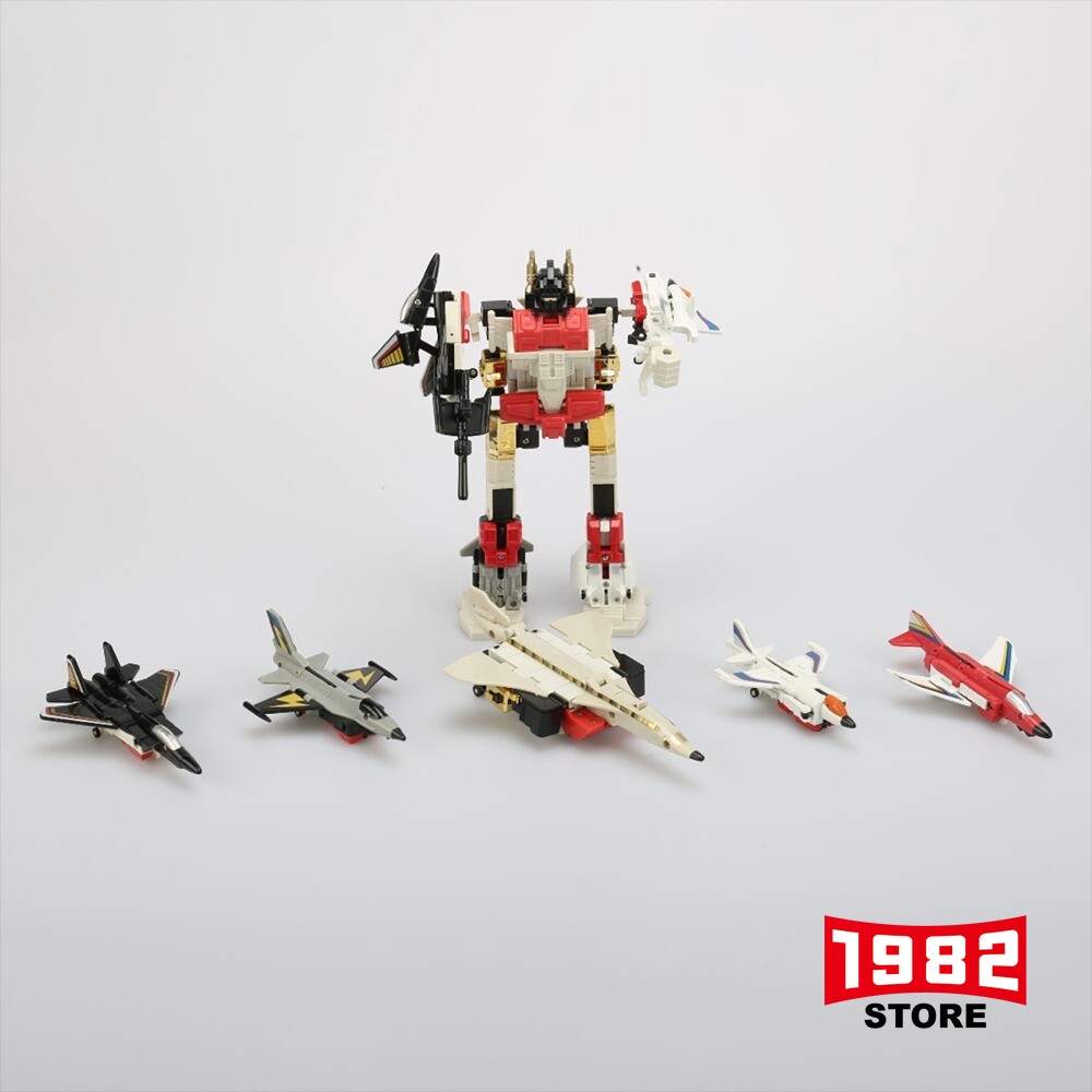 Transformers  AERIALBOT AIR WARRIOR G1 Superion KO facsimile action figure no box