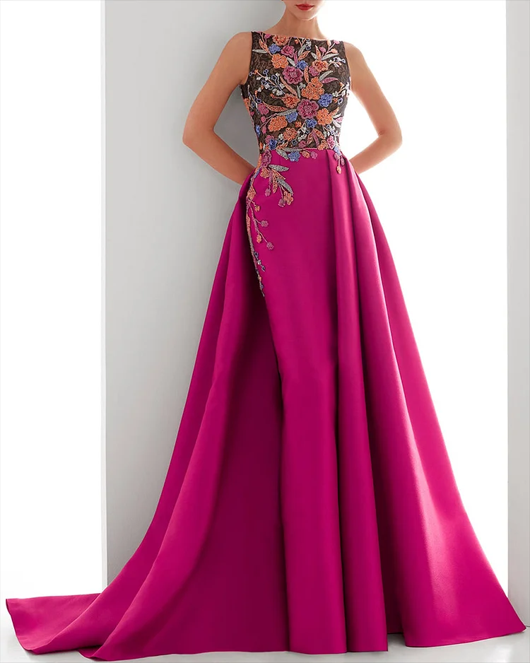 Women's Round Neck Sleeveless Embroidered Dress