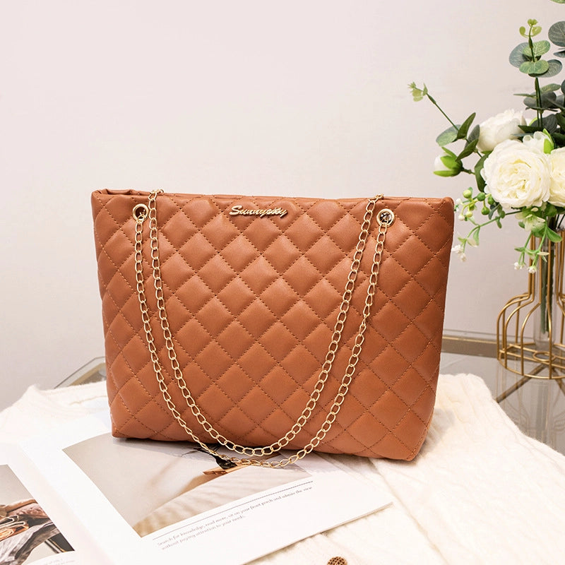 Women’s Medium Pu Leather Solid Color Classic Style Streetwear Square Magnetic Buckle Tote Bag