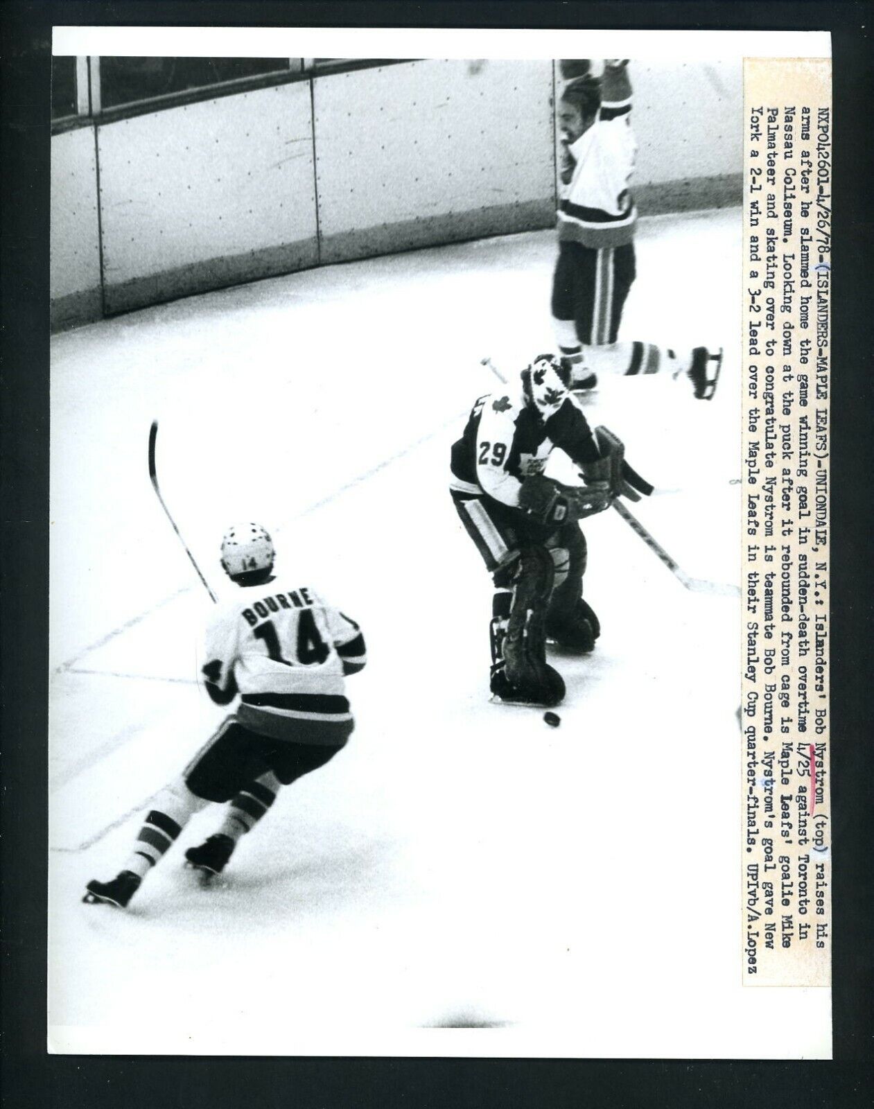 Mike Palmateer & Bobby Nystrom Bourne 1978 Press Photo Poster painting Maple Leafs vs Islanders