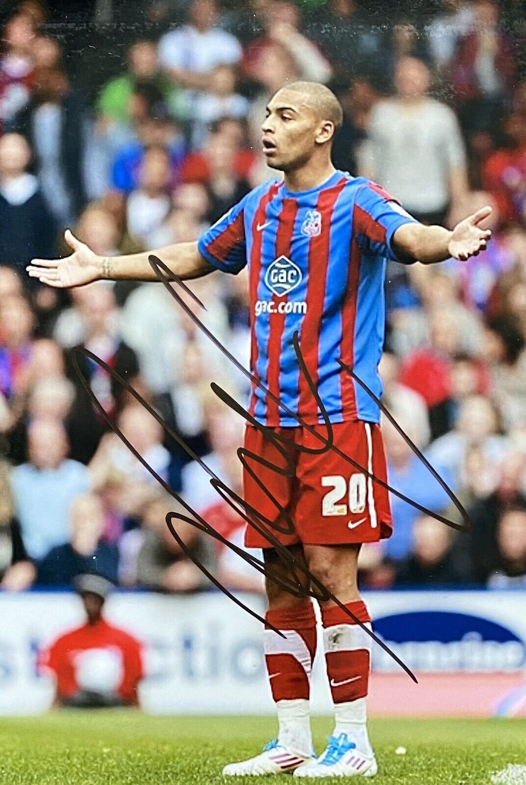 James Vaughan Genuine Hand Signed Crystal Palace 6X4 Photo Poster painting