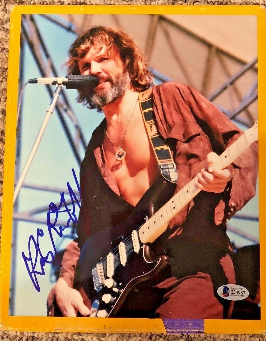 KRIS KRISTOFFERSON AUTOGRAPHED 8 X 10 Photo Poster painting BECKETT CERTIFIED