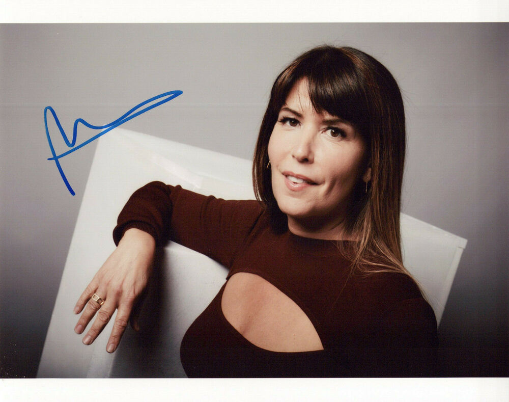 Patty Jenkins glamour shot autographed Photo Poster painting signed 8x10 #10 director